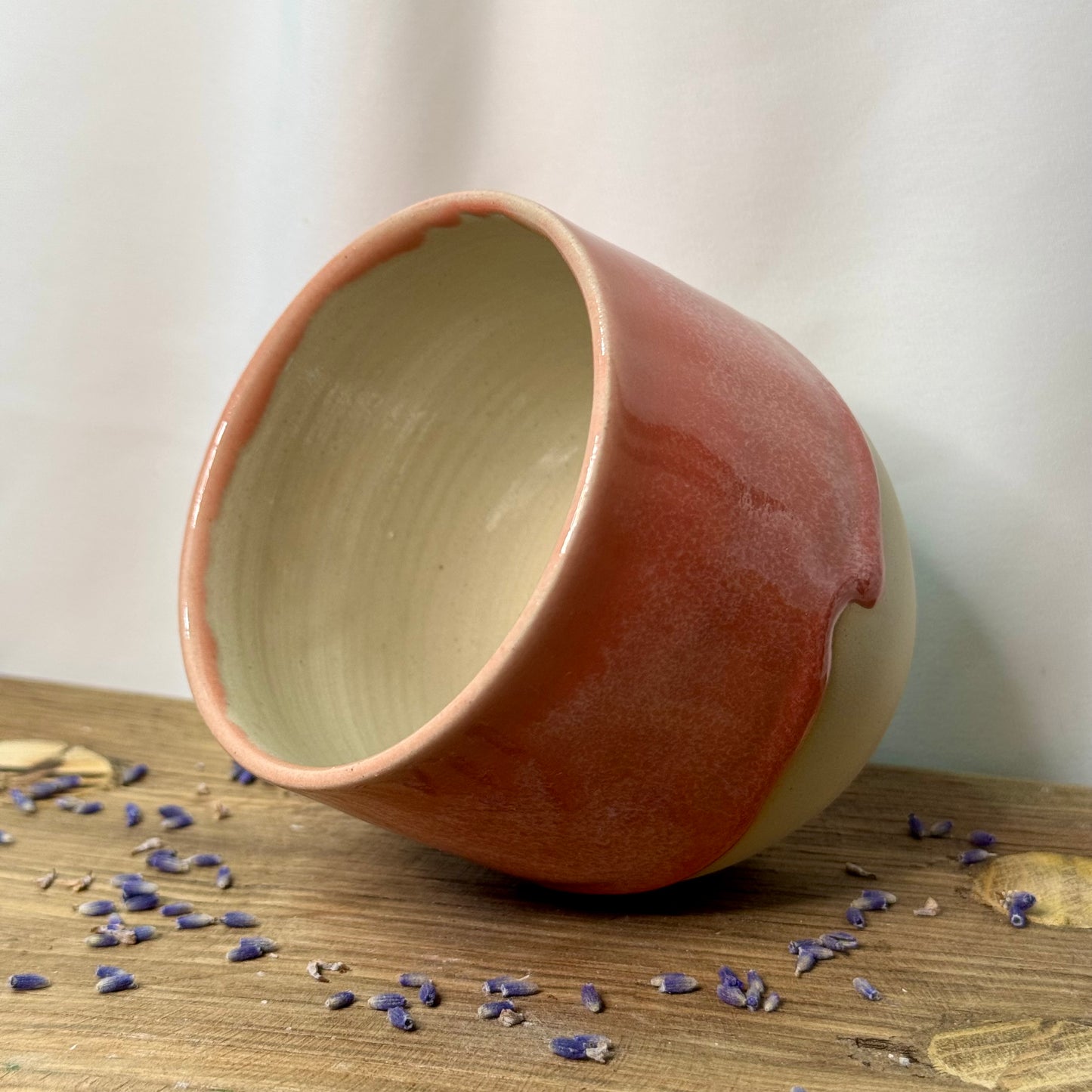 Becher Strawberry Kiss heller Ton