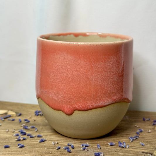 Becher Strawberry Kiss heller Ton